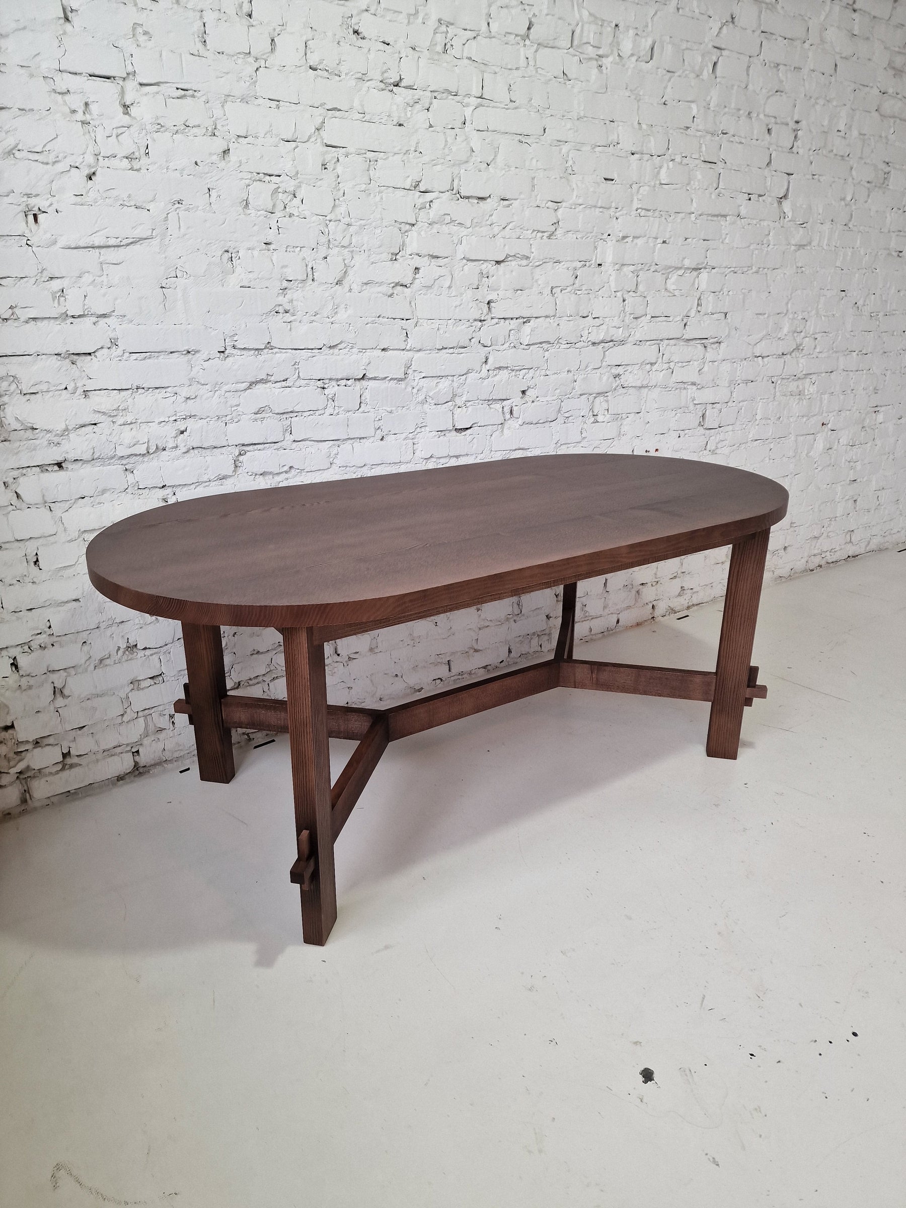 Lewis Oval Dining Table in Solid Oak