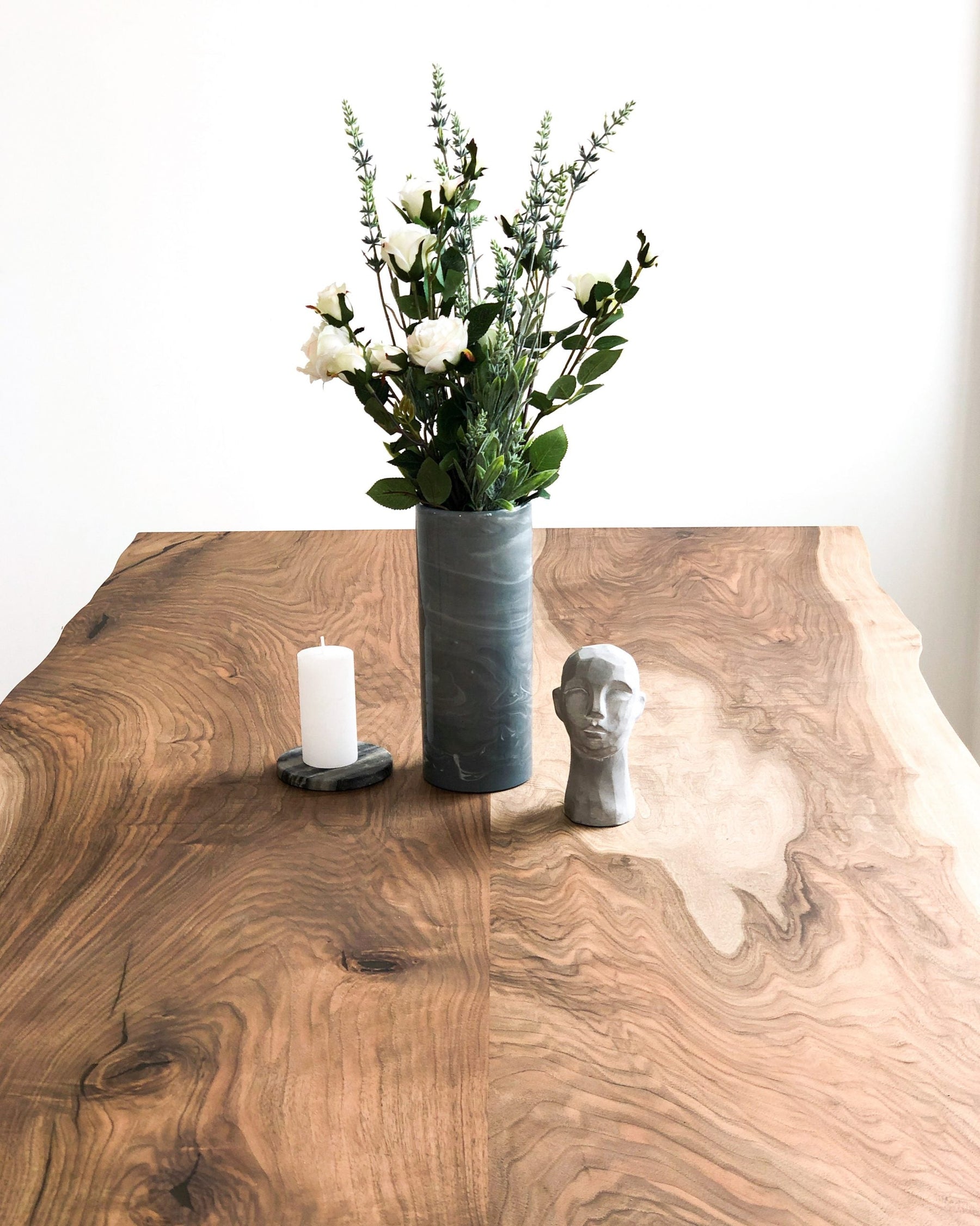 Murano Extendable Dining Table in Solid Walnut