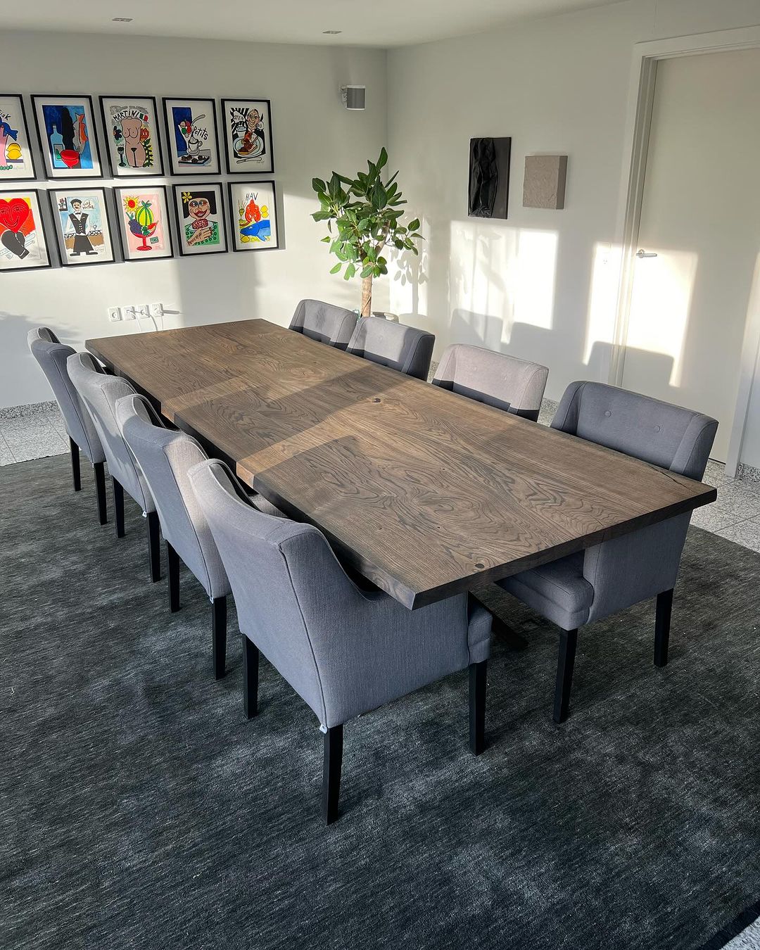 Eva Extendable Dining Table in Charcoal Oak
