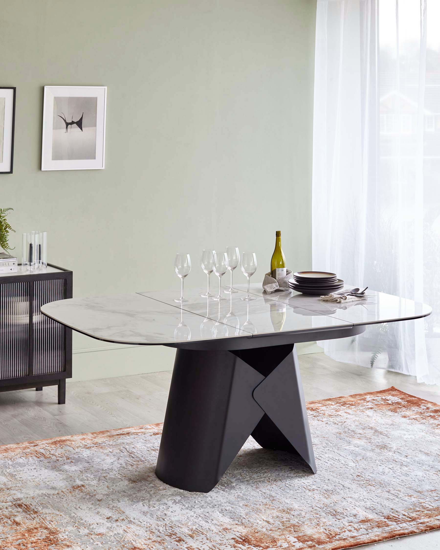 Corso 4 to 6 seater table and 4 Cree dining chairs set