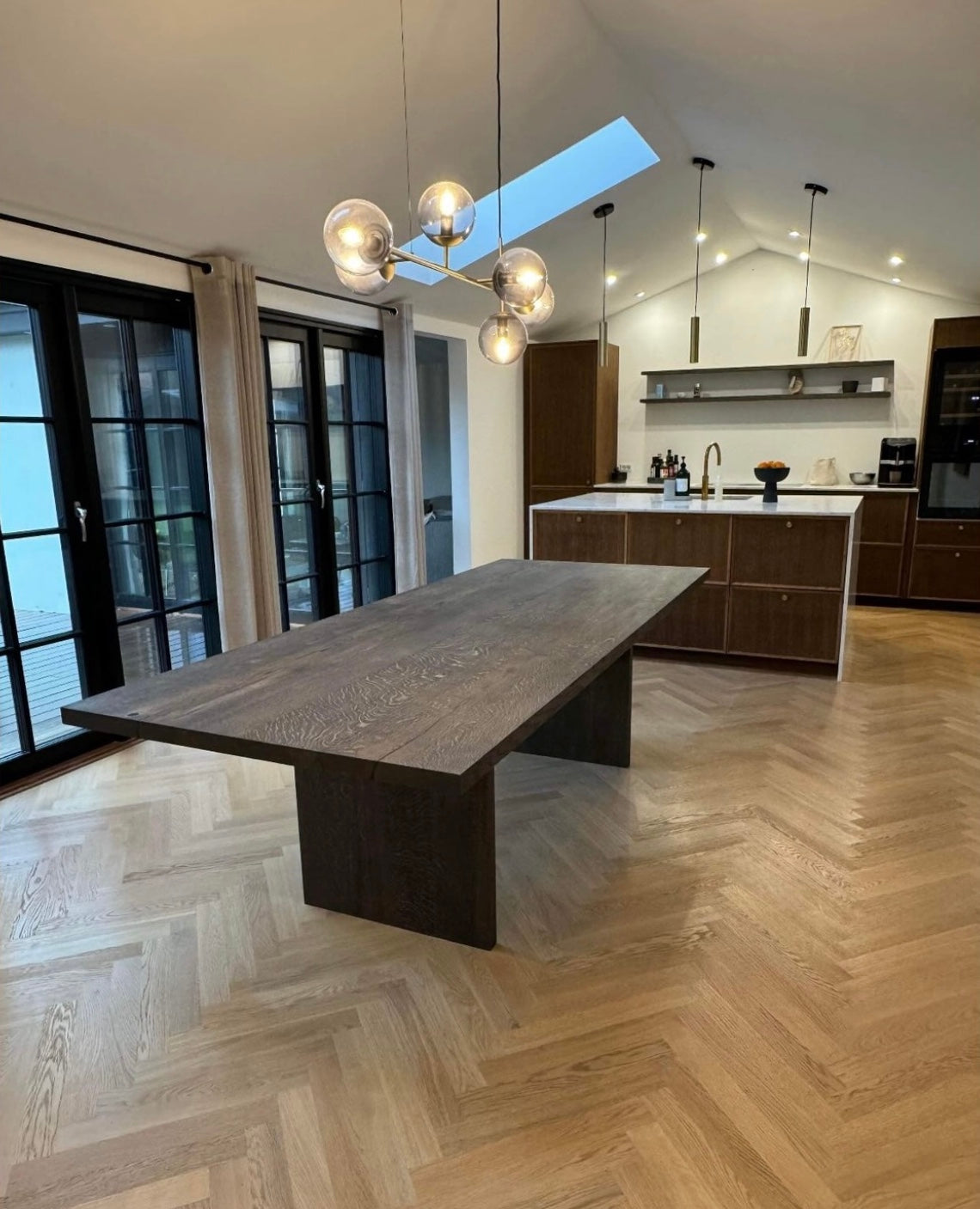 Windsor Extendable Dining Table in Solid Oak