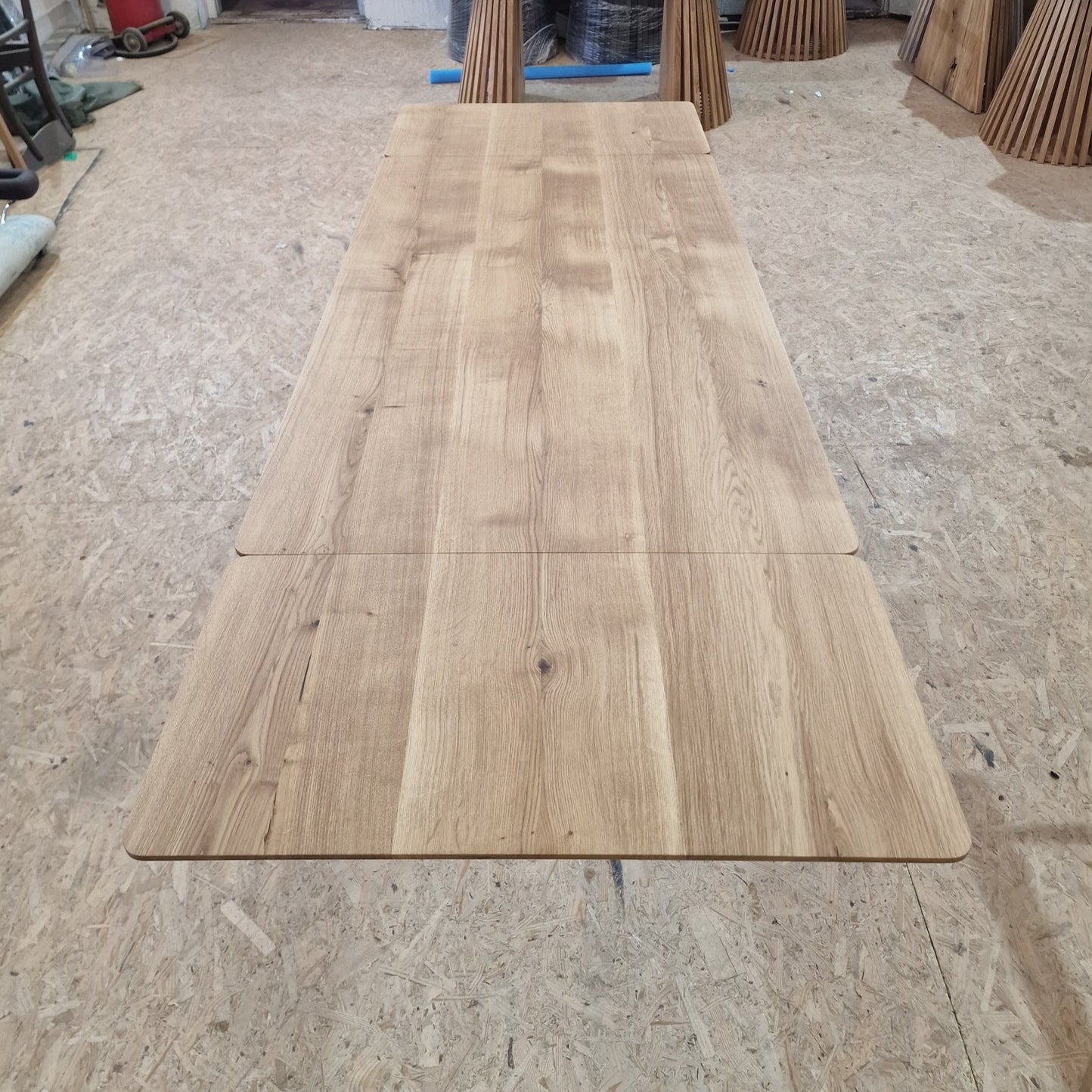 Julia Extendable Oak Dining Table Spider Wood Leg 140cm