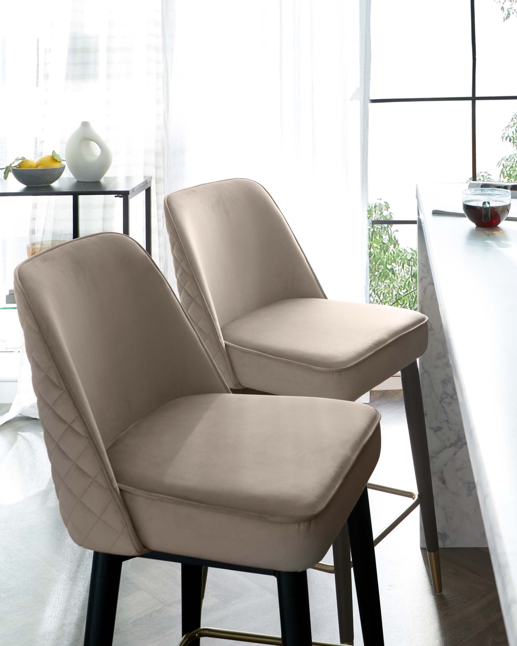 Mae Champagne Velvet Bar stool