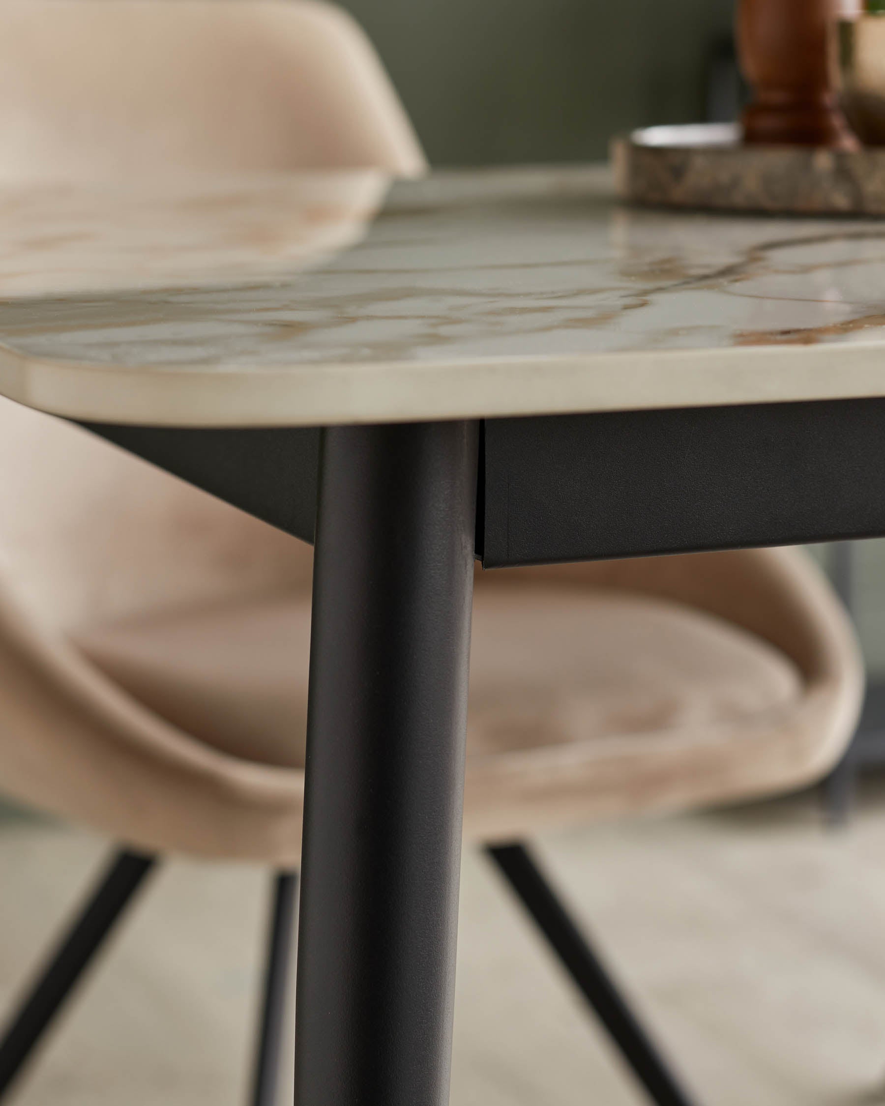Oslo natural ceramic 6 seater dining table