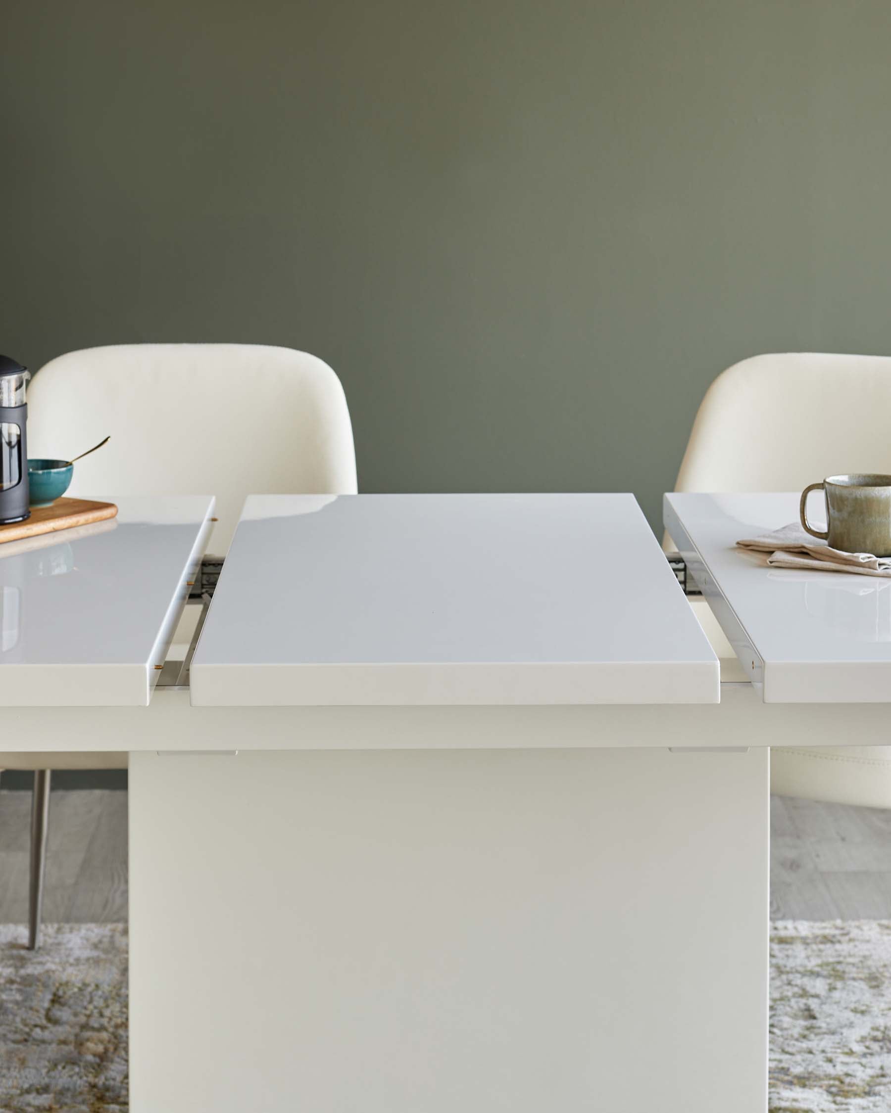 Sanza white gloss extending 6 to 8 seater dining table