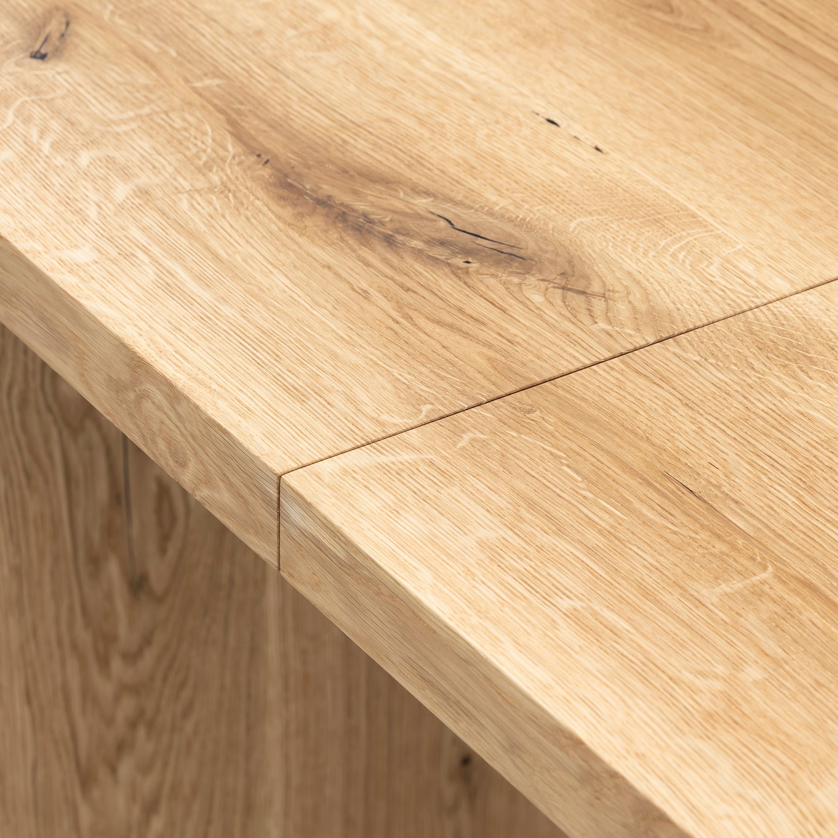 Windsor Extendable Dining Table in Solid Oak