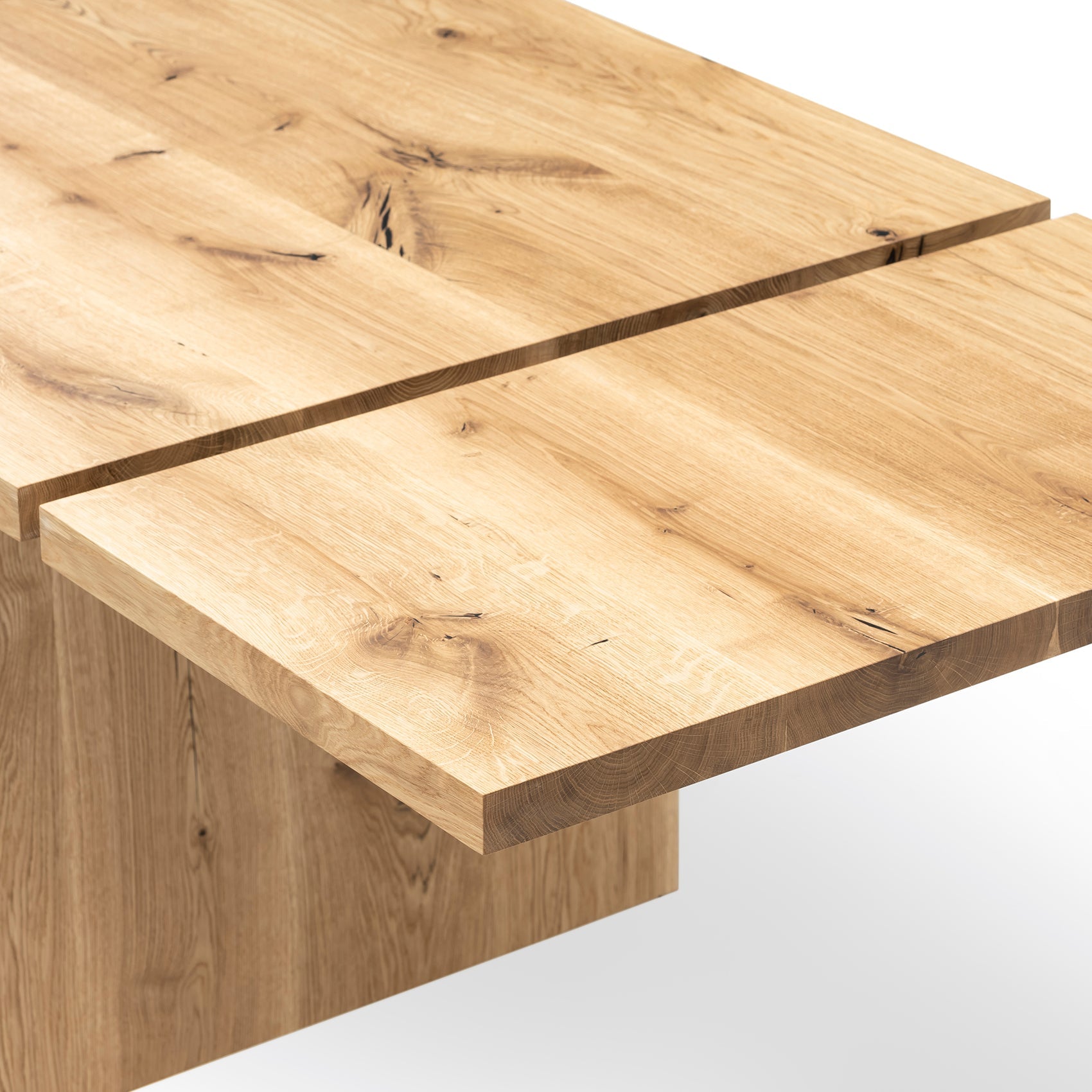Windsor Extendable Dining Table in Solid Oak