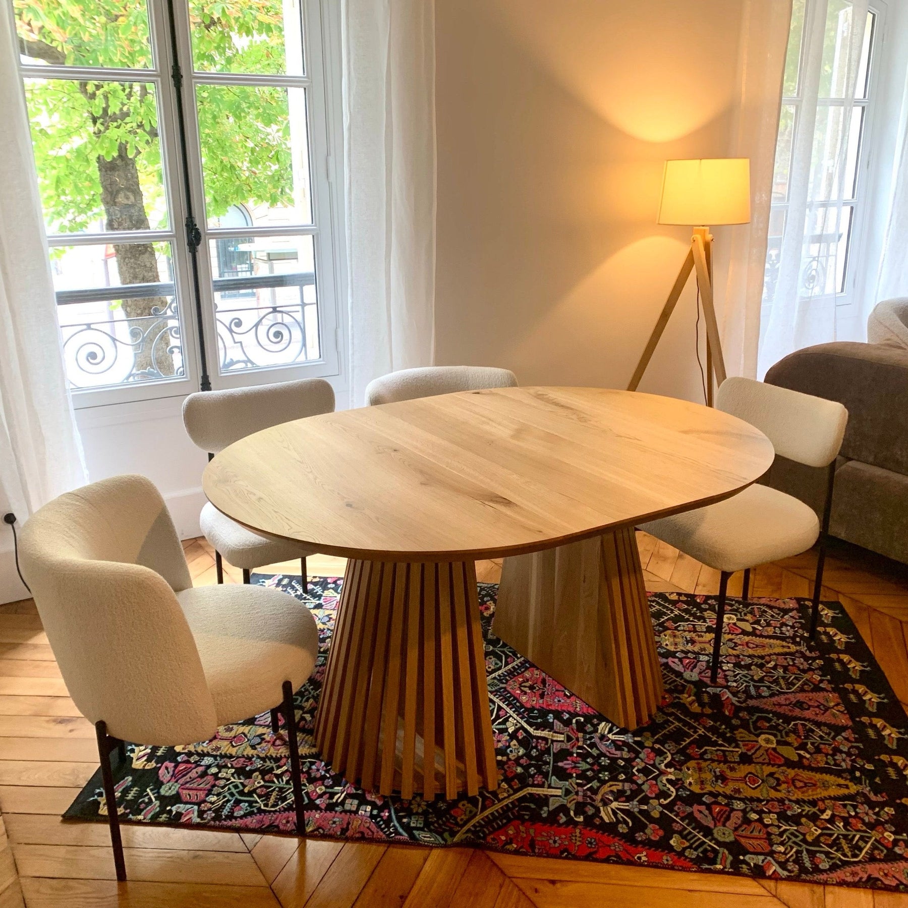 Vivien Round Extendable Dining Table in Solid Oak