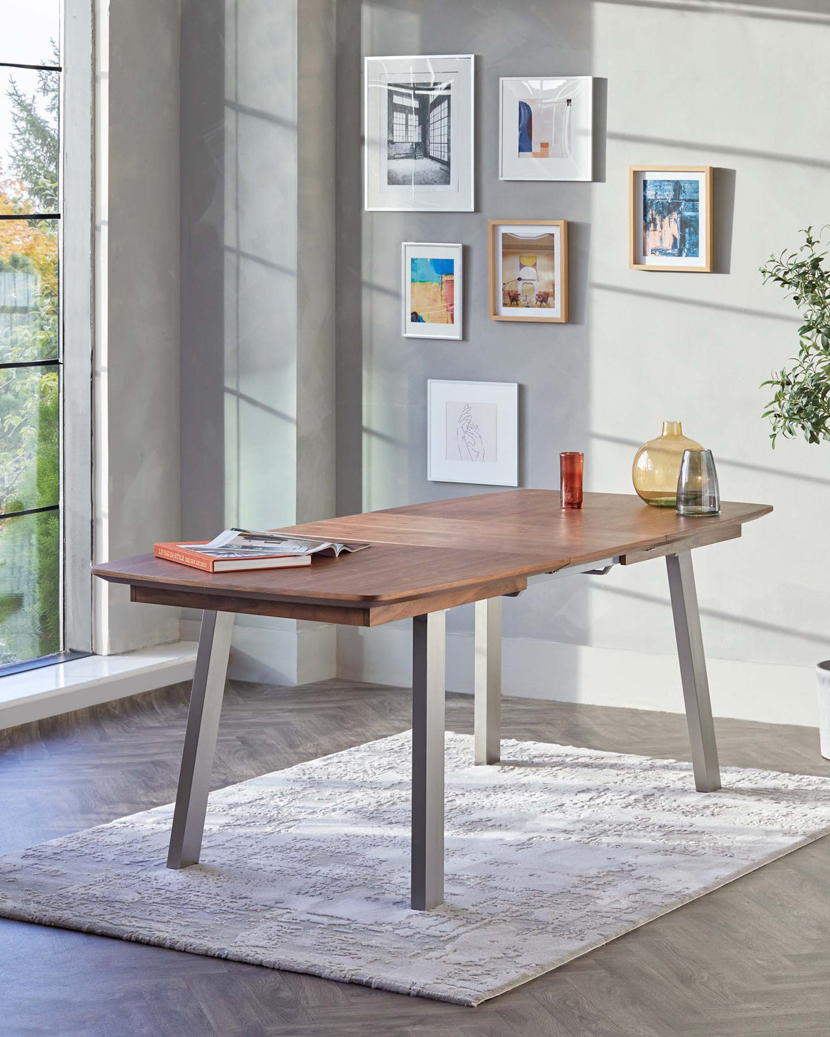 Assi Walnut Extending 6 To 8 Seater Dining Table