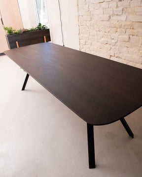 Azzura Table