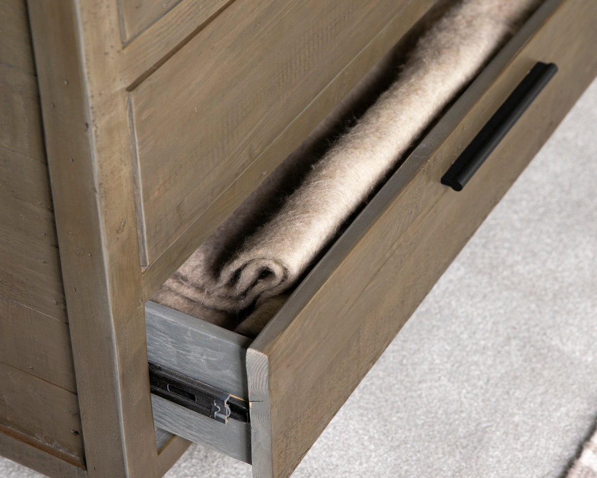 Manhattan 5 Drawer Chest