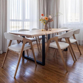 Eva Extendable Dining Table in Solid Oak