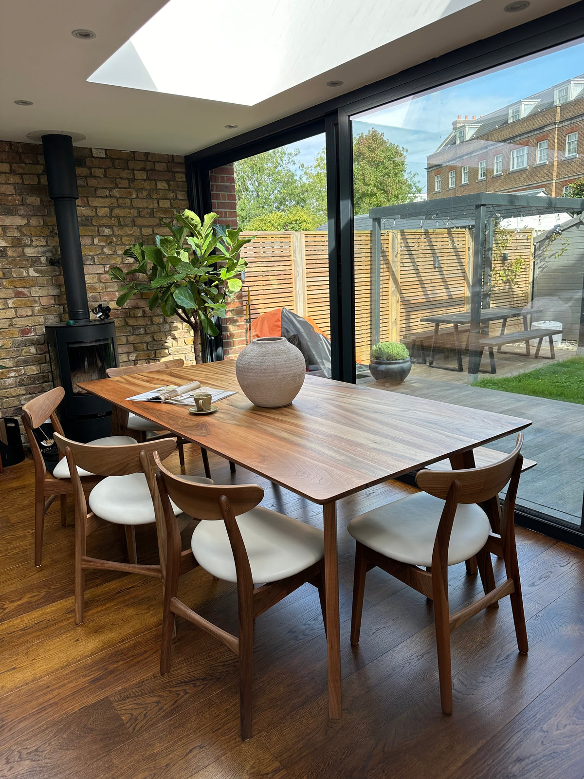 Aurora Extendable Dining Table in Solid Walnut