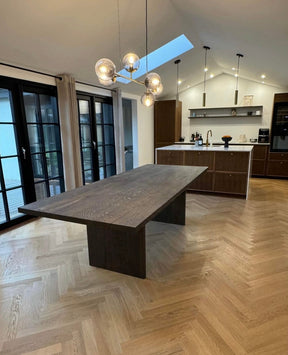Windsor Extendable Dining Table in Solid Oak