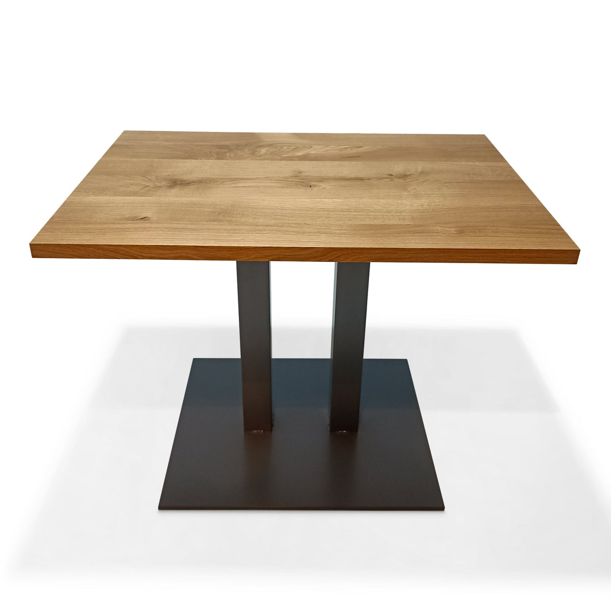 Lilly Pedestal Dining Table