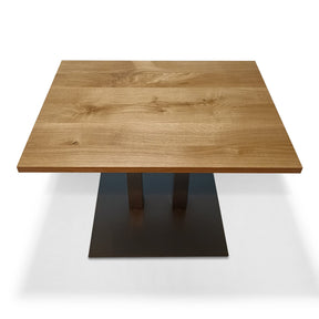 Lilly Pedestal Dining Table