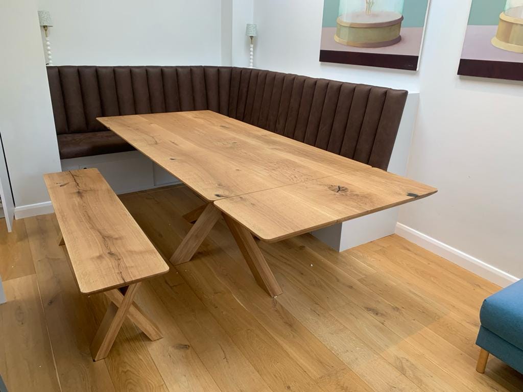 Julia Extendable Oak Dining Table Spider Leg