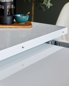 Sanza white gloss extending 6 to 8 seater dining table