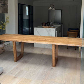 Lilian Extendable Dining Table in Solid Oak