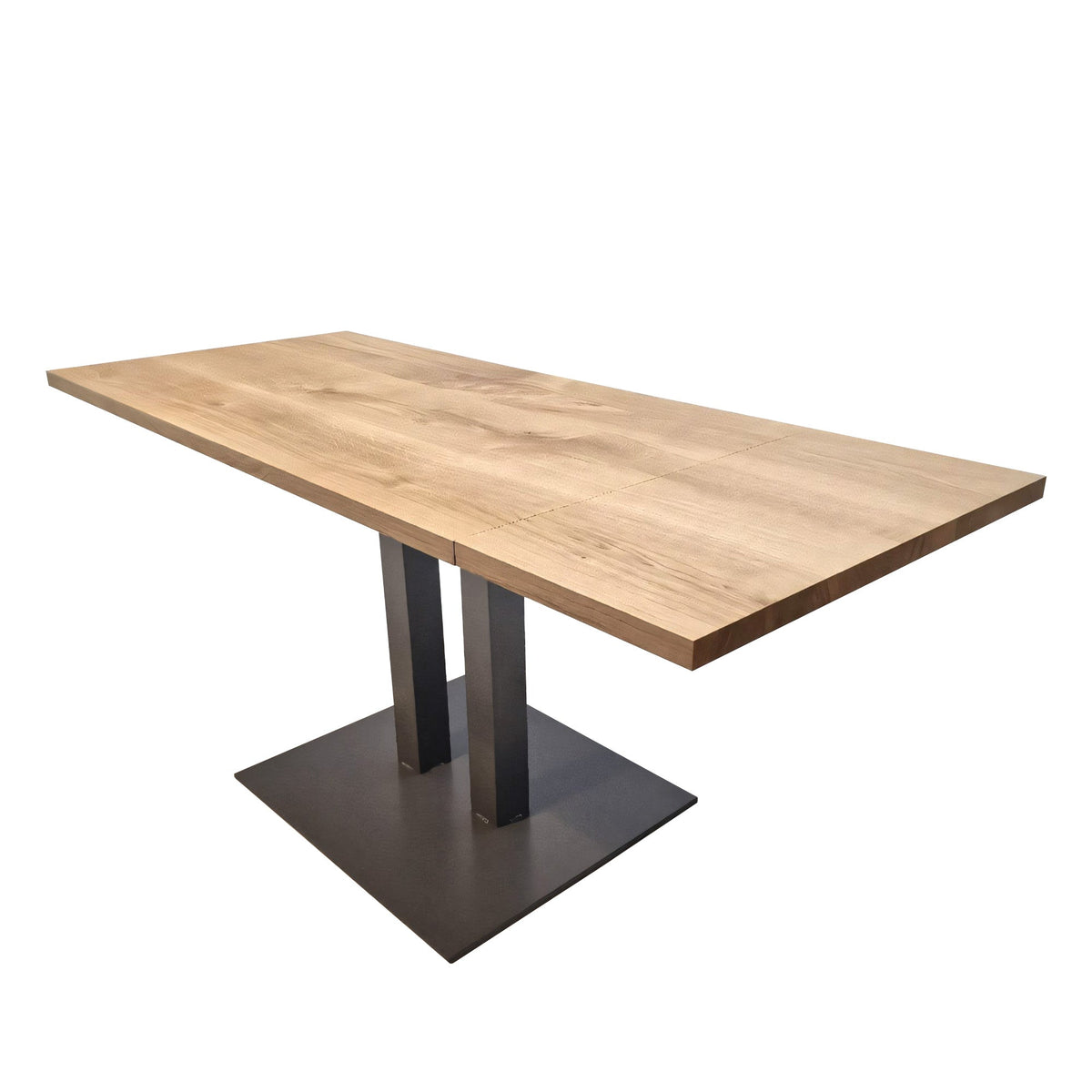 Lilly Extendable Oak Dining Table